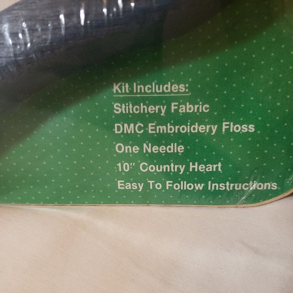 NIP Christmas Nativity Cross Stitch Heart Frame Embroidery Kit The New Berlin Co - Picture 3 of 4